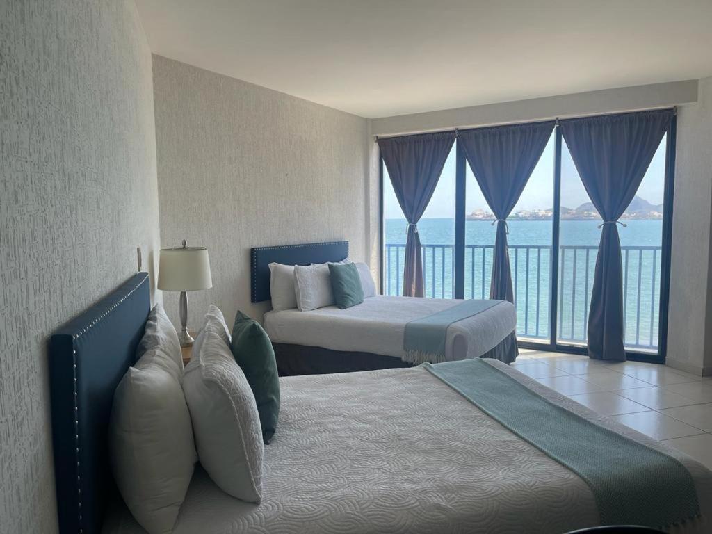 Condominios San Carlos San Carlos Nuevo Guaymas ภายนอก รูปภาพ